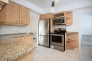 Cuisine - 5727 Av. Smart, Côte-Saint-Luc, QC  - Indoor Photo Showing Kitchen 