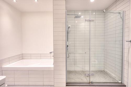 Salle de bains - 2720 Rue Du Manoir, Vaudreuil-Dorion, QC 