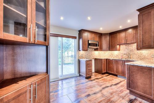 Cuisine - 2720 Rue Du Manoir, Vaudreuil-Dorion, QC 