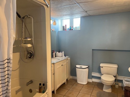 Salle d'eau - 914 3E Rue, Chibougamau, QC - Indoor Photo Showing Bathroom