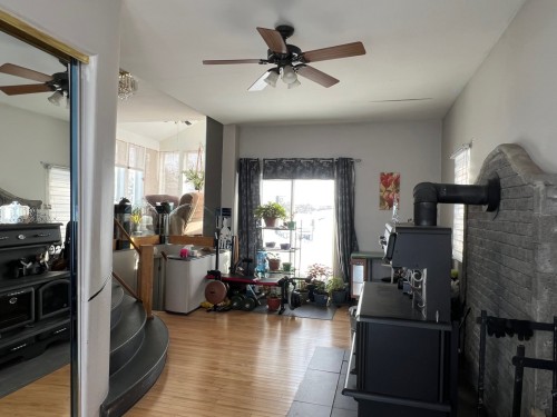 Hall d'entrée/Vestibule - 914 3E Rue, Chibougamau, QC - Indoor Photo Showing Living Room