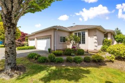 6339 Savary St  Nanaimo, BC V9V 1S8