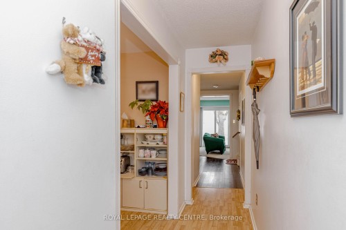 13-2655 Gananoque Drive, Mississauga, ON - Indoor Photo Showing Other Room