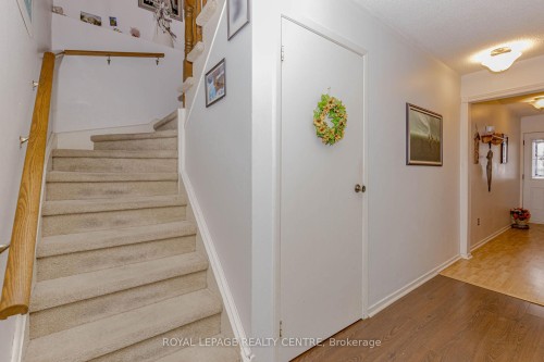 13-2655 Gananoque Drive, Mississauga, ON - Indoor Photo Showing Other Room