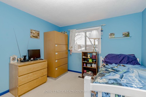 13-2655 Gananoque Drive, Mississauga, ON - Indoor Photo Showing Bedroom