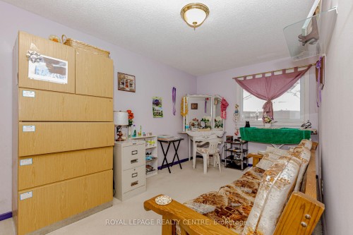 13-2655 Gananoque Drive, Mississauga, ON - Indoor Photo Showing Other Room