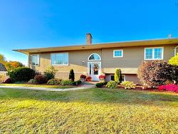 98 Poplar Drive  Meadowvale, NS B0P 1R0