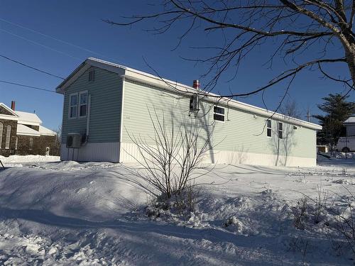 44 Chapel Street, Springhill, NS 