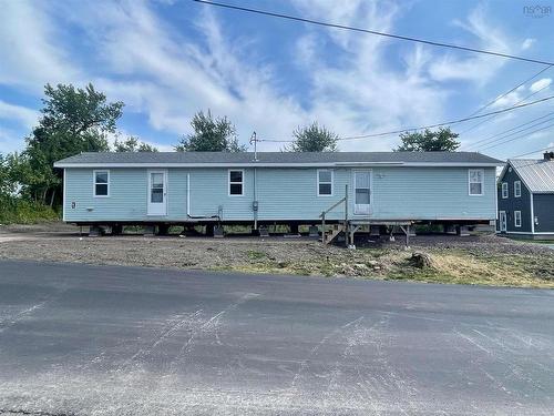 44 Chapel Street, Springhill, NS 