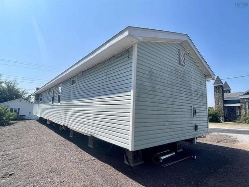 44 Chapel Street, Springhill, NS 