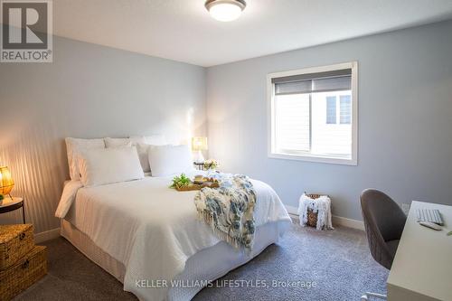 3450 Paulpeel Avenue, London South (South W), ON - Indoor Photo Showing Bedroom