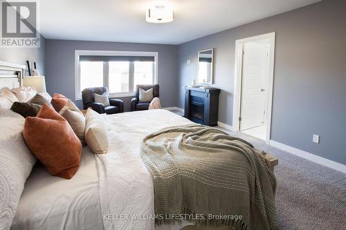 3450 Paulpeel Avenue, London South (South W), ON - Indoor Photo Showing Bedroom