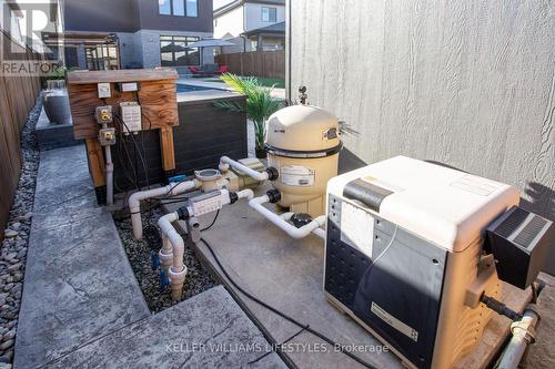 3450 Paulpeel Avenue, London South (South W), ON - Outdoor With Exterior