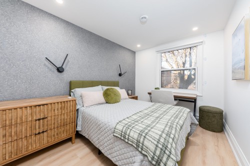 Bedroom - 1-4801 Av. Lacombe, Montréal (Côte-Des-Neiges/Notre-Dame-De-Grâce), QC - Indoor Photo Showing Bedroom