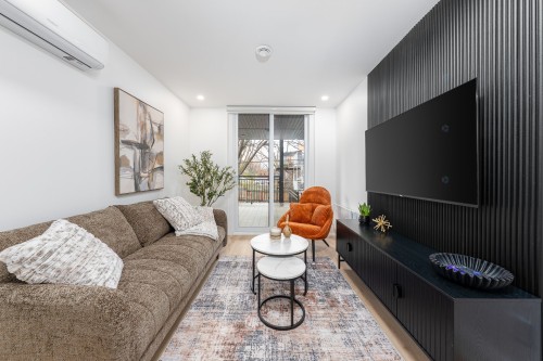 Living Room - 1-4801 Av. Lacombe, Montréal (Côte-Des-Neiges/Notre-Dame-De-Grâce), QC - Indoor