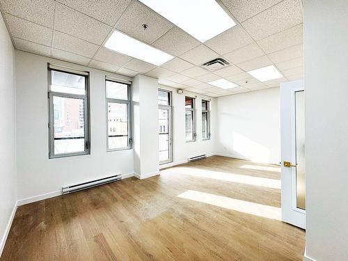 Intérieur - 3F-5Z Rue De La Gauchetière O., Montréal (Ville-Marie), QC - Indoor Photo Showing Other Room
