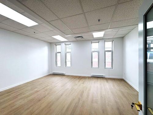 Intérieur - 3F-5Z Rue De La Gauchetière O., Montréal (Ville-Marie), QC - Indoor Photo Showing Other Room