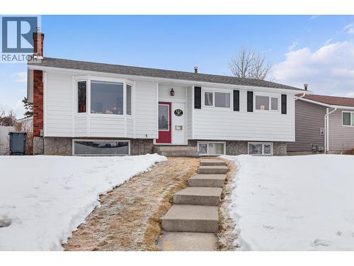 232 CLARK CRESCENT  Prince George, BC V2M 4W2