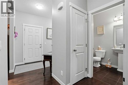 160 Sage Valley Circle Nw, Calgary, AB - Indoor Photo Showing Bathroom