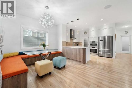 99 Evansglen Circle Nw, Calgary, AB - Indoor