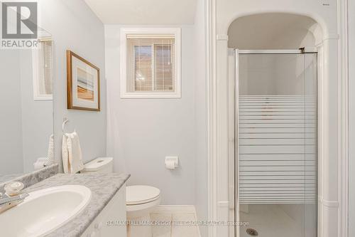 63 Mapleton Avenue, Barrie, ON - Indoor Photo Showing Bathroom
