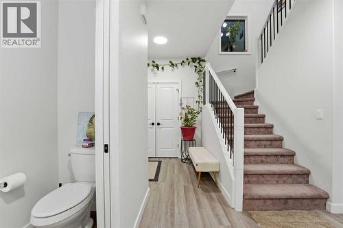 30 Thayer Close, Red Deer, AB - Indoor