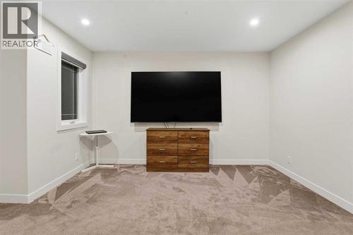 30 Thayer Close, Red Deer, AB - Indoor Photo Showing Other Room