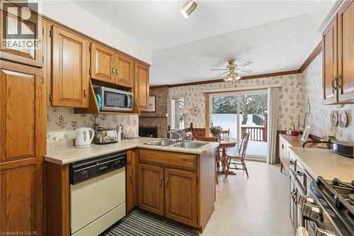 2320 Homer Drive, Burlington, ON - Indoor Photo Showing Kitchen With Double Sink