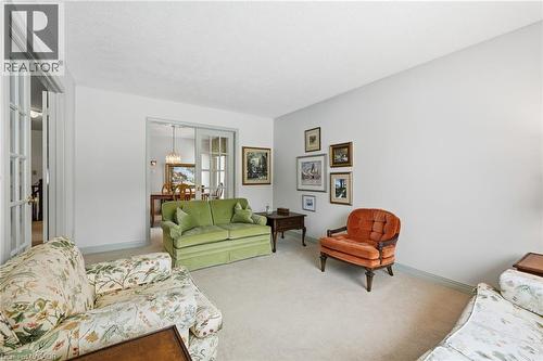 2320 Homer Drive, Burlington, ON - Indoor Photo Showing Living Room