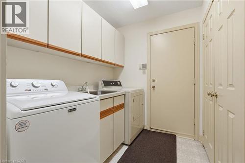 2320 Homer Drive, Burlington, ON - Indoor Photo Showing Laundry Room