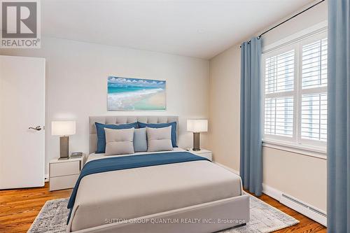 1273 Clarkson Road, Mississauga, ON - Indoor Photo Showing Bedroom