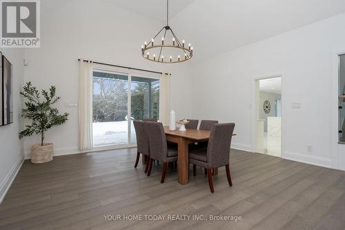 27 Chantelay Crescent, Halton Hills, ON - Indoor Photo Showing Dining Room