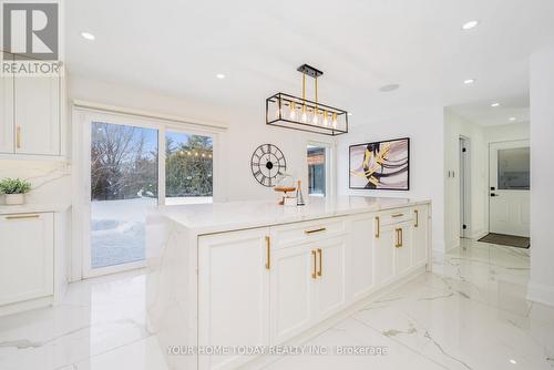 27 Chantelay Crescent, Halton Hills, ON - Indoor Photo Showing Other Room