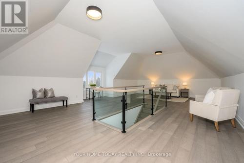 27 Chantelay Crescent, Halton Hills, ON - Indoor Photo Showing Other Room