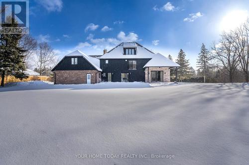 27 Chantelay Crescent, Halton Hills, ON - Outdoor