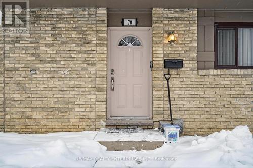 70 - 105 HANSEN ROAD N  Brampton, ON L6V 3C9