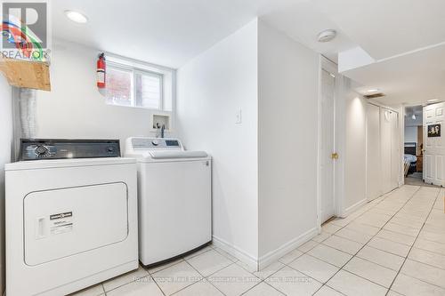 103 Haddon Avenue S, Hamilton, ON - Indoor Photo Showing Laundry Room