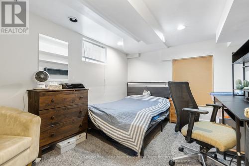 103 Haddon Avenue S, Hamilton, ON - Indoor Photo Showing Bedroom
