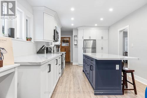 103 Haddon Avenue S, Hamilton, ON - Indoor Photo Showing Kitchen With Upgraded Kitchen