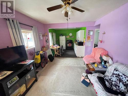 30 Mill Street W, Halton Hills (Ac Acton), ON - Indoor