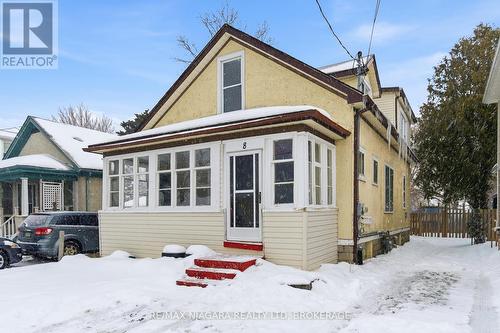 8 IDA STREET  St. Catharines (E. Chester), ON L2R 3X4