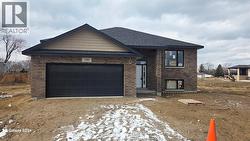 350 JOLLY  Lasalle, ON N9J 3X2