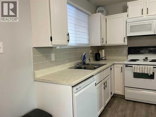 4516 45 Street, Rycroft, AB - Indoor Photo Showing Kitchen With Double Sink