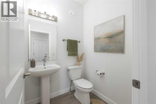63 Amber View, Balzac, AB - Indoor Photo Showing Bathroom