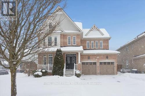 11 FIFESHIRE COURT  Scugog (Port Perry), ON L9L 2E3