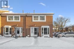 30 - 121 BAGOT STREET  Guelph (Junction/Onward Willow), ON N1H 5T8