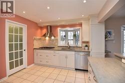 Pocket French Dr leads to Main Lvl Laundry - 