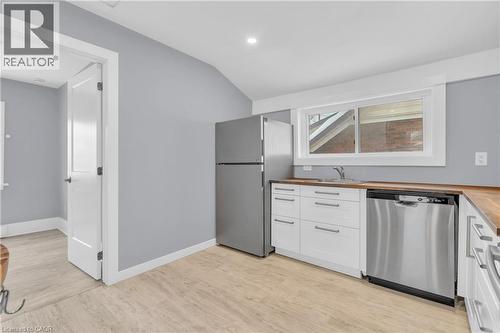 12 Park Street Unit# Upper, Kitchener, ON - Indoor Photo Showing Kitchen