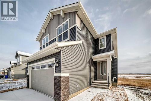 100 Corner Glen Manor Ne, Calgary, AB - Outdoor