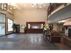 Lobby - 
